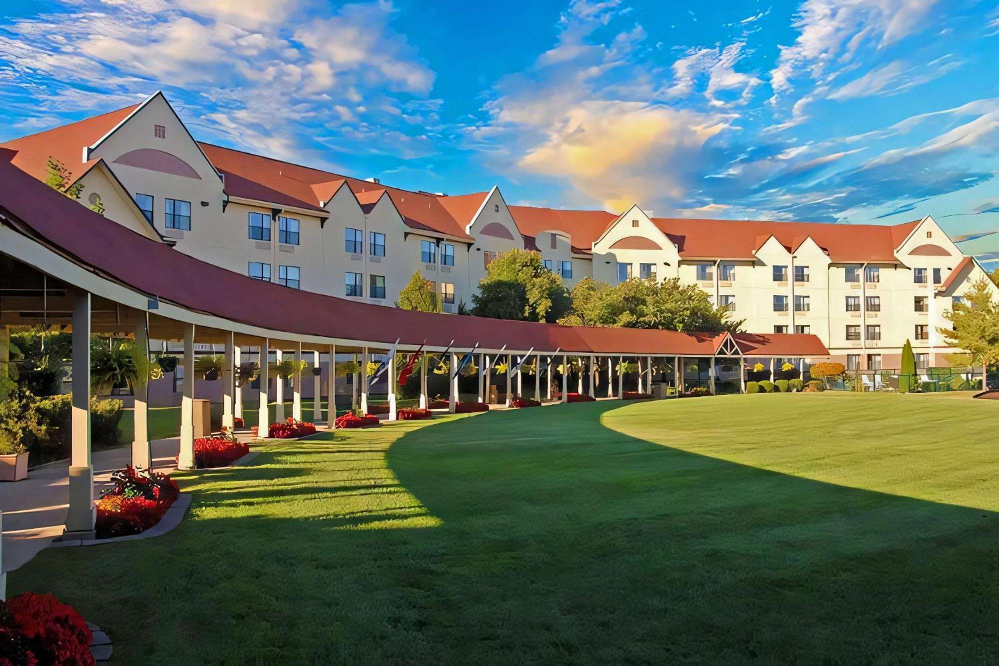 Branson Hillside Hotel Экстерьер фото